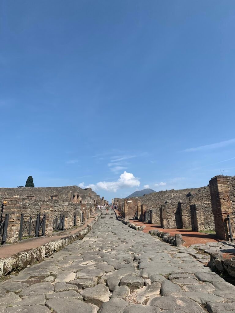 pompeii italy