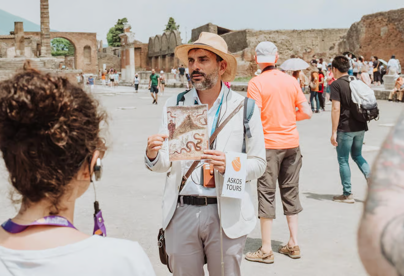 Pompeii: Entry Ticket and Guided Tour